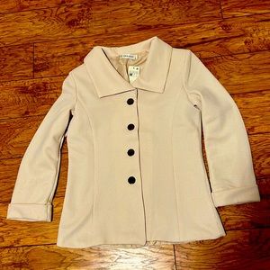 Jon & Anna 3/4 sleeve blazer. Women’s size Medium
